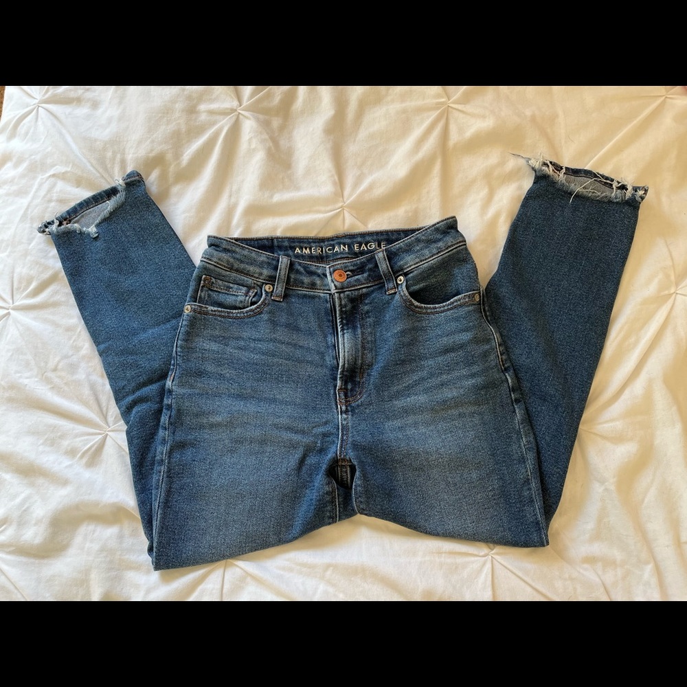 American Eagle Mom Jeans